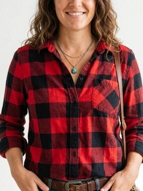 Divided Flannel Cotton Red and Black Long Sleeve Plaid Shirt Size 8